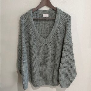 Cozy Knit V-Neck Sweater - Green